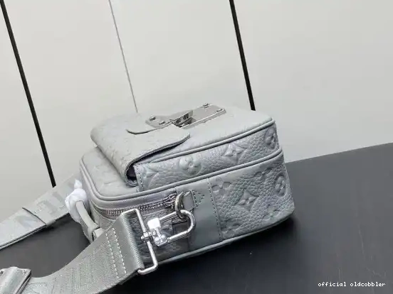 Official oldcobbler LOUIS LOCK S VUITTON MESSENGER 0520